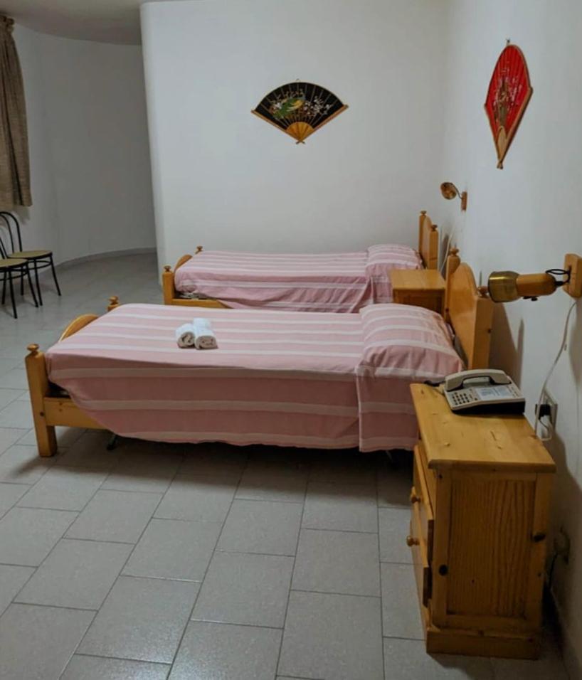 Hotel Panorama Badesi Kültér fotó